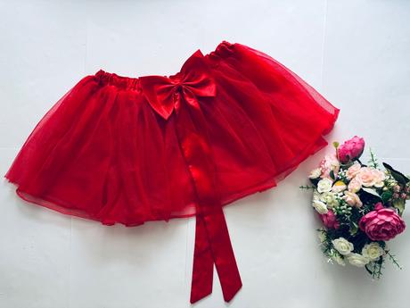 An27/ sukně tylová - v.cca 5/7 let, 116