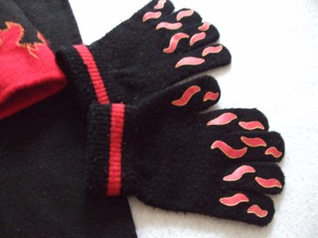 Čepice + rukavice + šála fire (4-8 let), cherokee,104