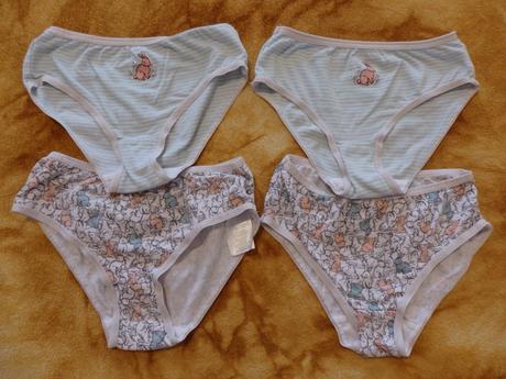 4x kalhotky 4-5 let, se zajíčky, f&f,110