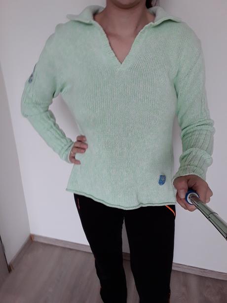 56 - svetr, tcm,40