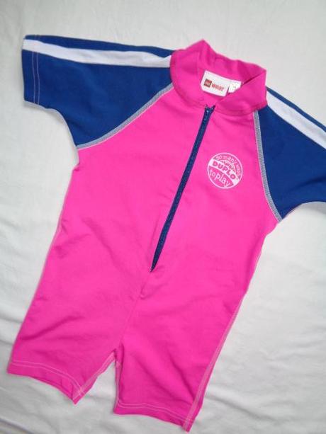 Nádherný svítivě růžový plavkový overal lego, lego,98