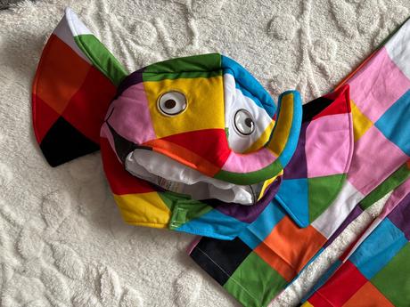 An27/ kostým slon kostík - v.5/6 let, 