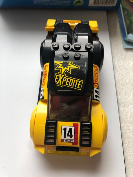 Lego city 60113 závodní auto, 