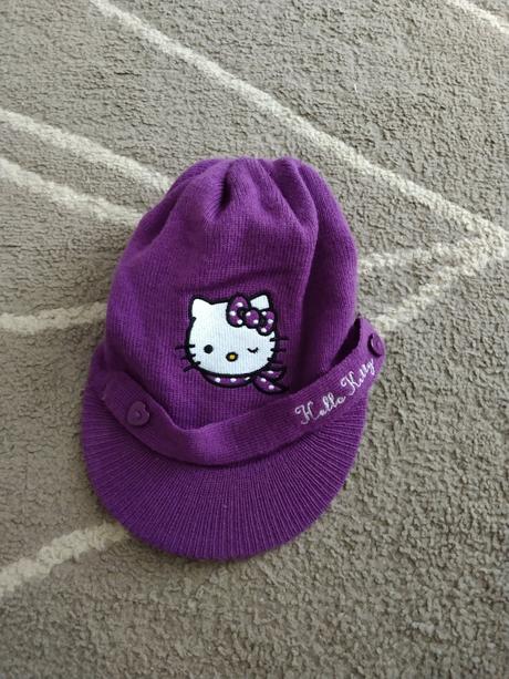 Čepice hello kitty a jiné, 116