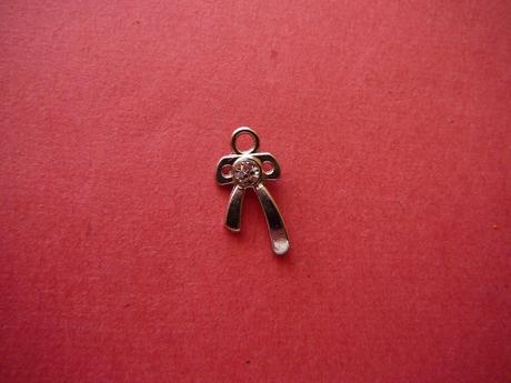 Přívěsek mašlička, 