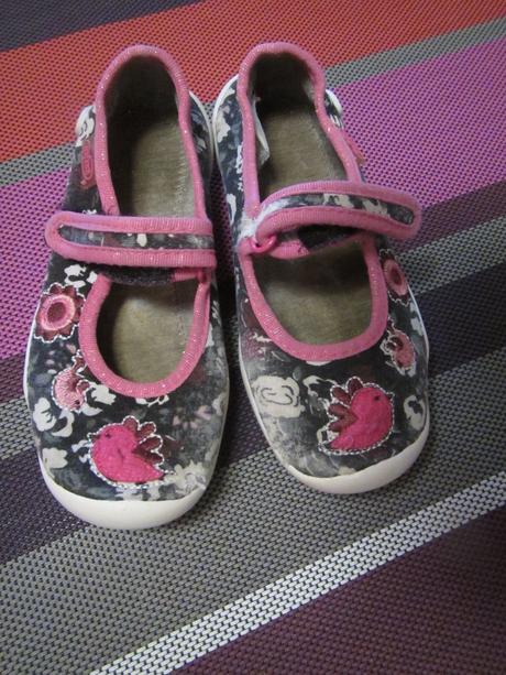 1xbačkory 27 befado-hnedíé s ružovými ozdobami, nelli blu,27