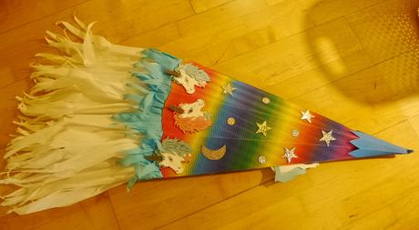 Kornout s konickem na 1.den skoly - 1. trida,