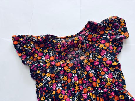 Ob/ overal s květy - v.8 let, girl2girl,128