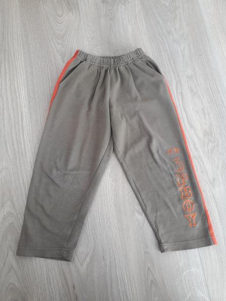 1070 - tepláky lemon, 110