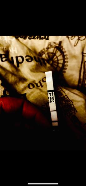 Je tam, nebo tam není /?