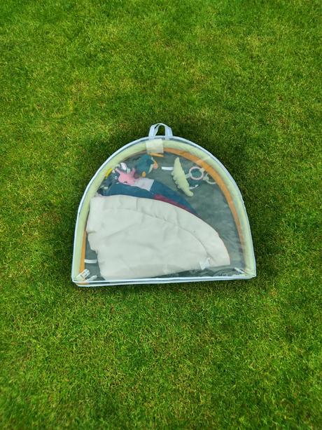 Hrací deka s hrazdou lupilu, 