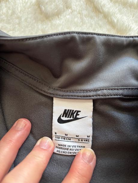 K12/ mikina šedá zn. nike -v.110-116, nike,116