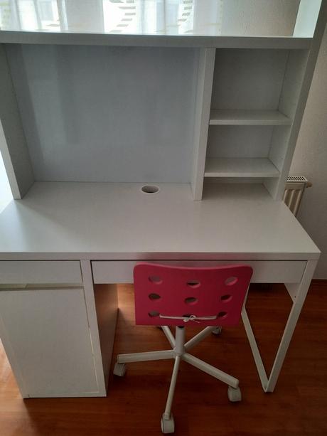 Ikea stůl micke, 