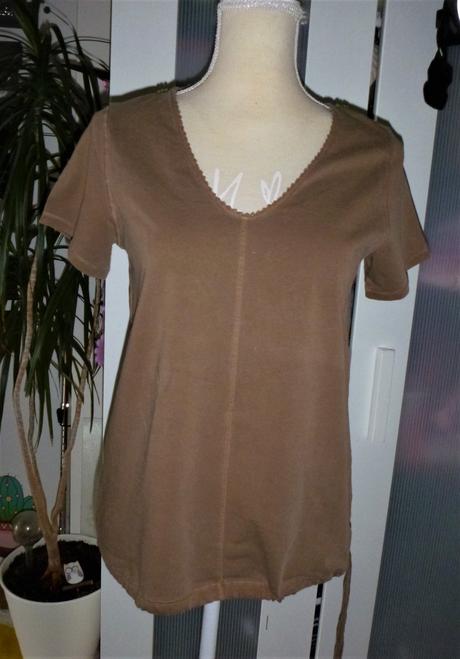 Triko s krajkou za krkem - vel.m-l, m