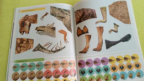 Samolepková knížka dinosauři, 