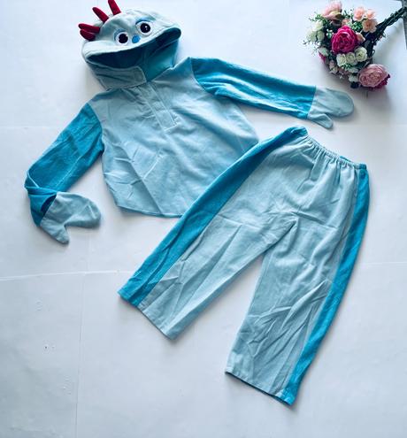 An3/ kostým chlapecký - v.cca 2/3 roky,