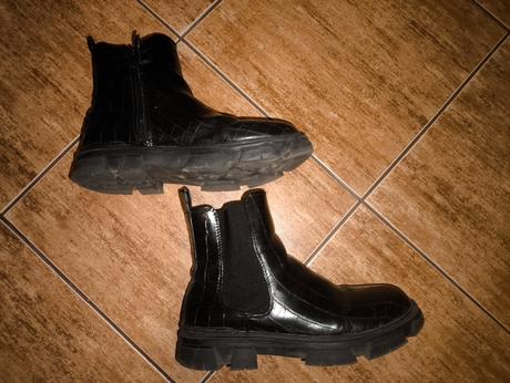 Kotníkové boty, baťa,36