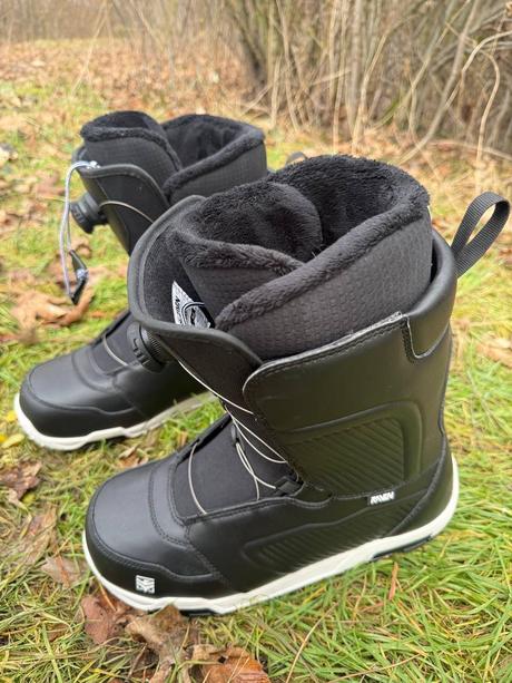 Nové pánské snowboardové boty raven- 44, 44