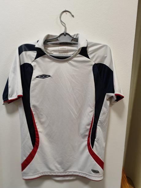 Sportovní tričko, 146