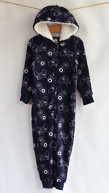 Overal vel. 4 - 5 let, 110