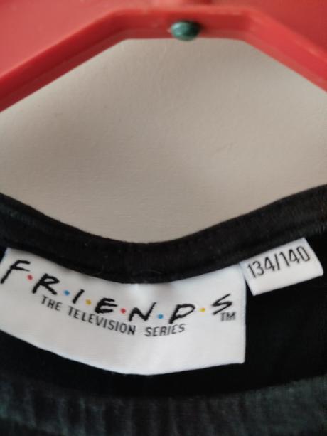 Tričko zn. f.r.i.e.n.d.s. vel.134, forever friends,134