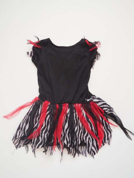 Kostým čarodějnice vel 128, 