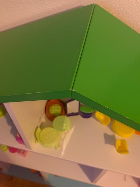 Drevená polička - domček, 