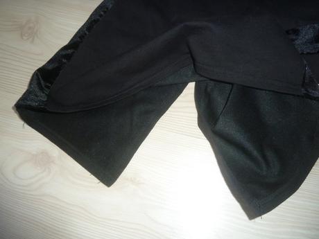 Pouzdrová pružná sukně, s