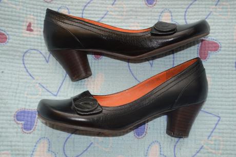 38 černé lodičky, 38