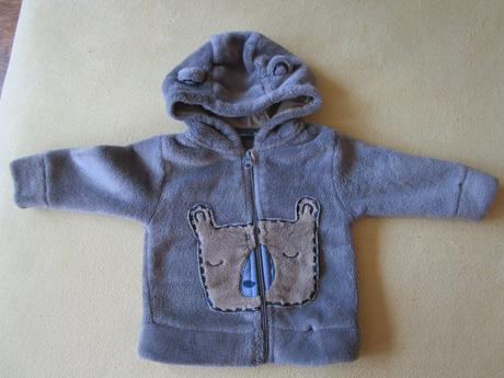 Velmi pěkná heboučká plyšová mikina s kapucí, lupilu,68