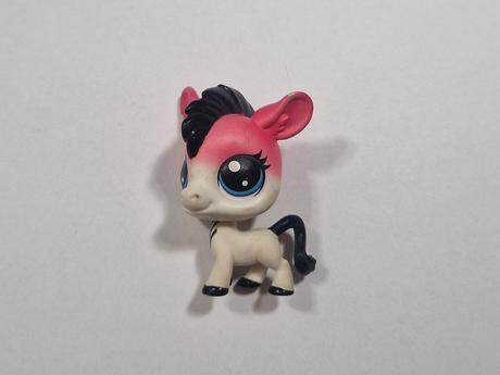 Littlest pet shop koník,