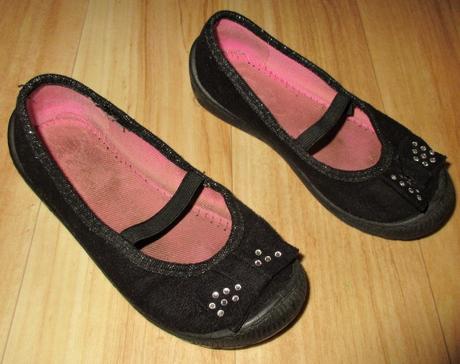 Baleríny s mašličkou, 25