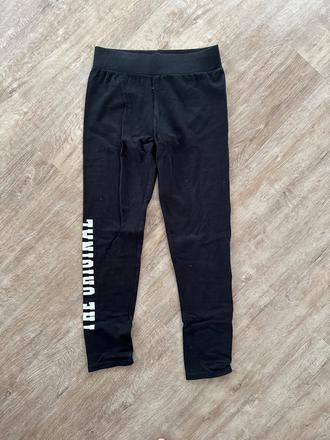 Legíny, marks & spencer,152