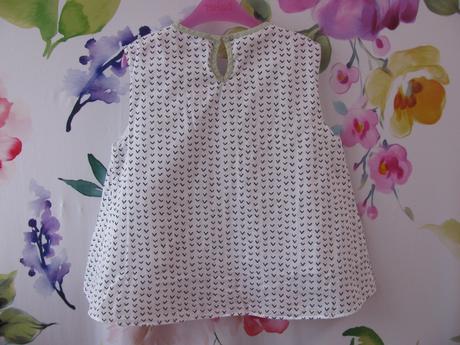 Bílá plátěná tunika se vzorečkem, 134