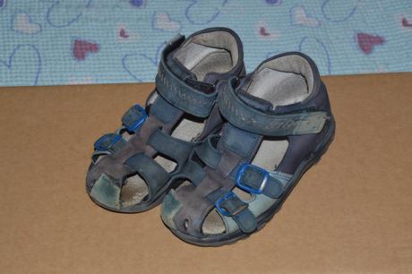 Celokožené zdravotní sandálky essi, plná špička, essi,27