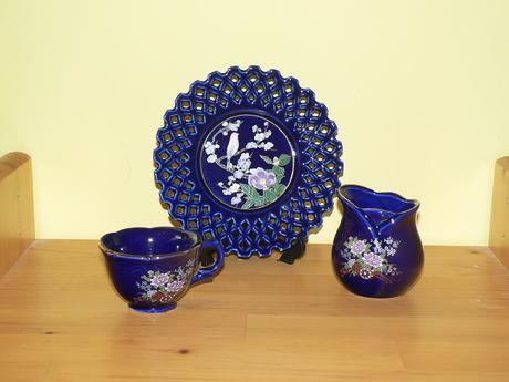 Souprava keramický talířek vázička váza hrneček,