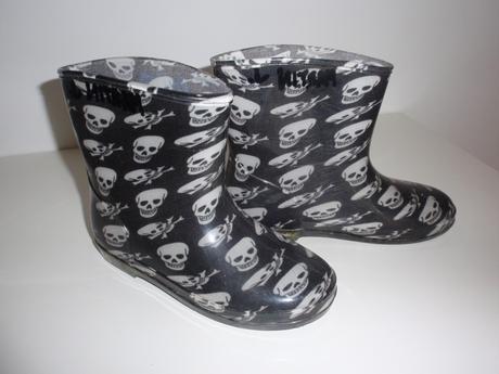 Holiny-holinky-gumáky., 28