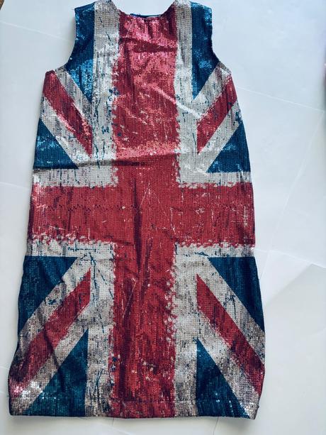 An14/ kostym s flitri - v.10/12 let, 