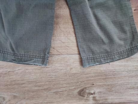 Kapsáče, rebel,104