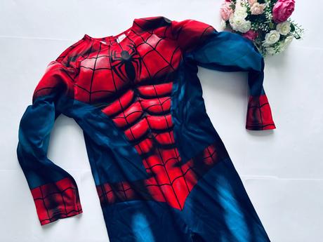 An26/ kostým spidermana- v.7/8 let, 