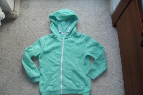 Mikina na lítačku, 140