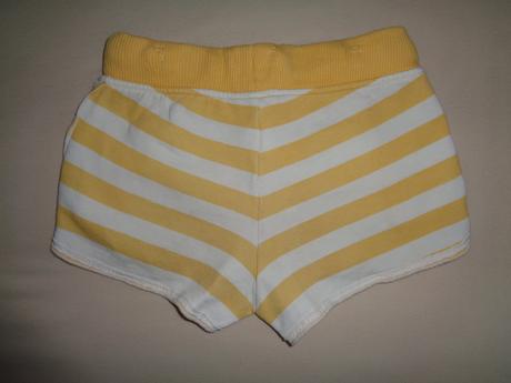 Pruhované kraťasy, marks & spencer,128