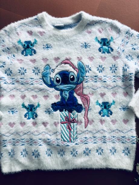 Vánoční svetr lilo stich - v.9/10 let, 140