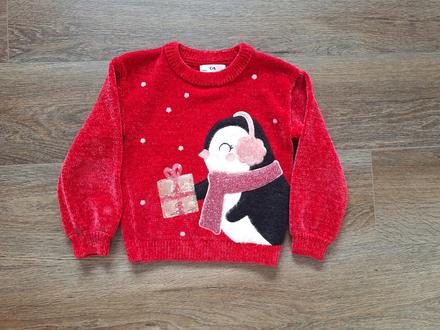 Červený svetr s tučňákem, c&a,128