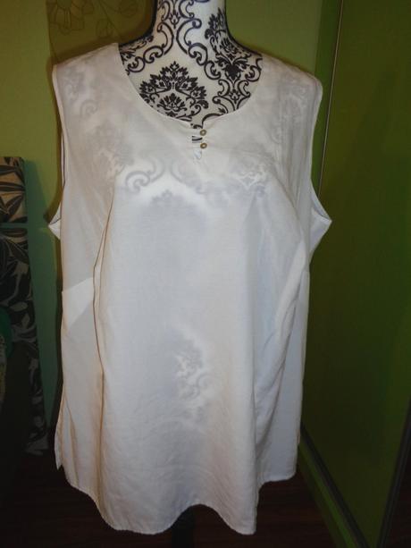 Luxusní bílá letní halenka, 54