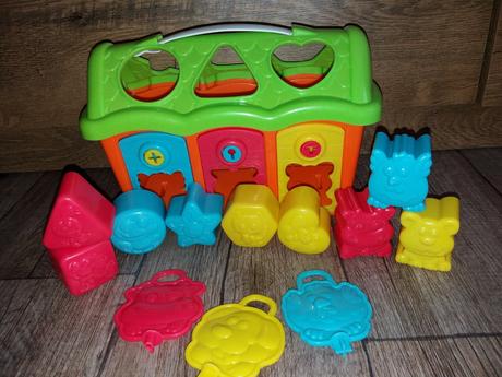 Vkládací domeček,