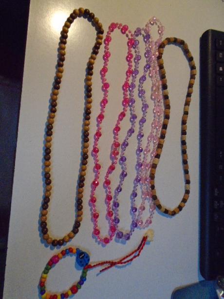 Dětský nádrdelník korálky 7ks, 