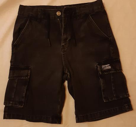 Kraťasy vel. 152, chapter young,152