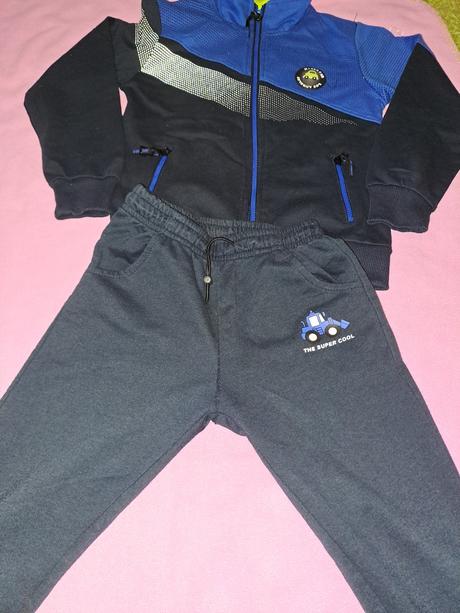 Svítící tepláková souprava vel. 116 kugo, kugo,116