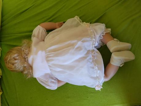 Značené porcelánové miminko, 